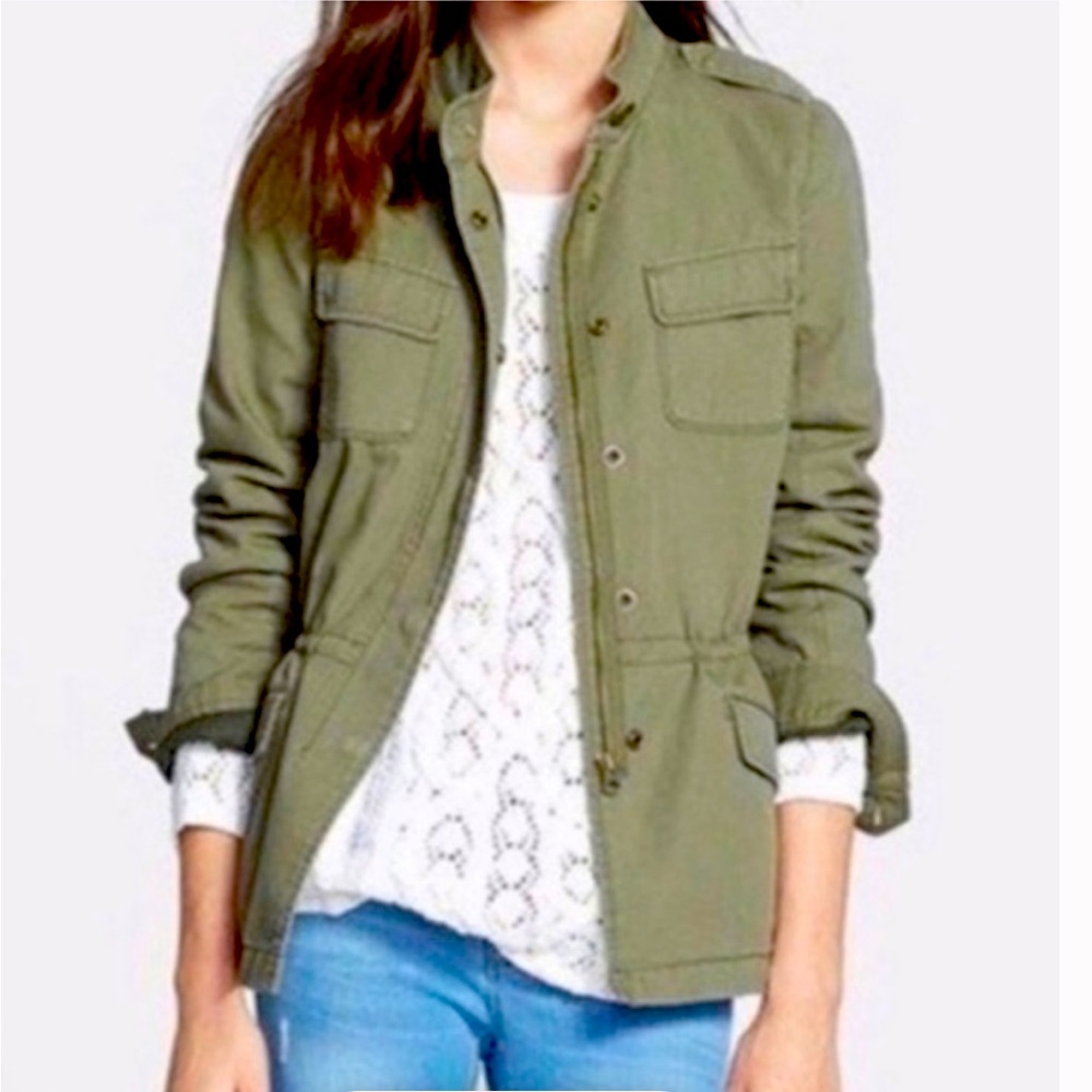 Hinge green jacket.